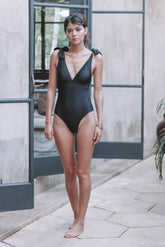 Carissa (Black)